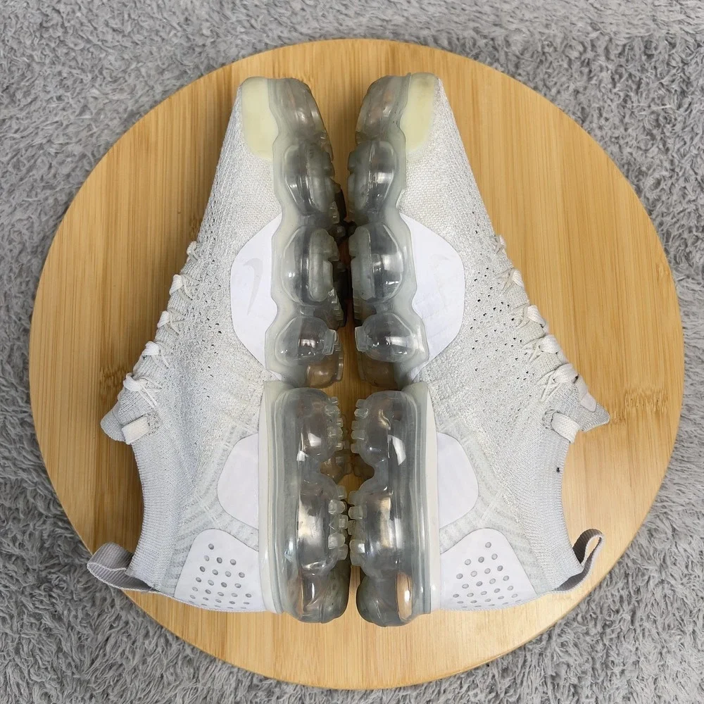 Nike Air VaporMax Flyknit 2 Shoes Womens 6 White Running Cushioned 942843-105